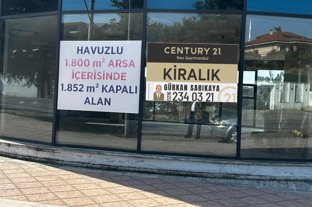 DARICA'DA HARİKA DENİZ MANZARALI,TERASLI,AÇIK YÜZME HAVUZLU BİNA