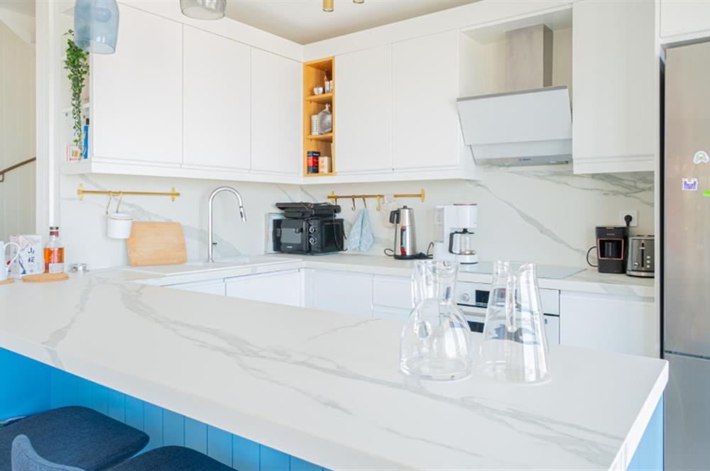 CENTURY 21'DEN ADABÜKÜ HOUSE RESIDENCE SATILIK 3+1 EŞYALI VİLLA