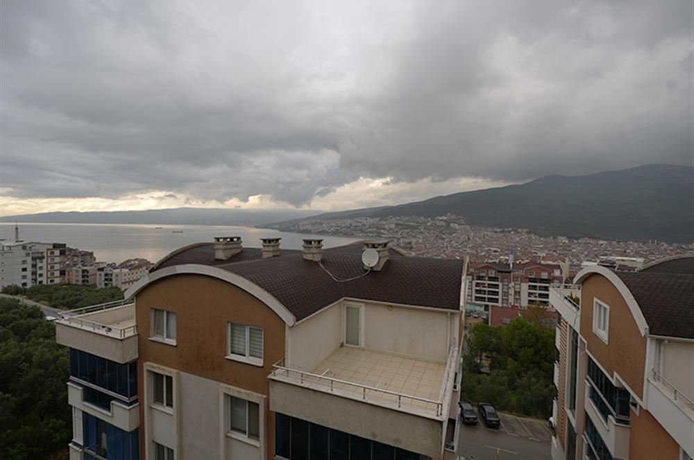 C21 Cius; Hisartepe Merkez'de Deniz Manzaralı 2+1 Kiralık Daire