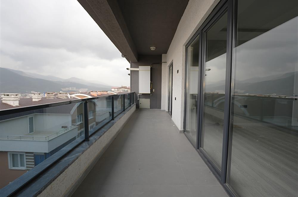 C21 Cius; Hisartepe Merkez'de Deniz Manzaralı 2+1 Kiralık Daire