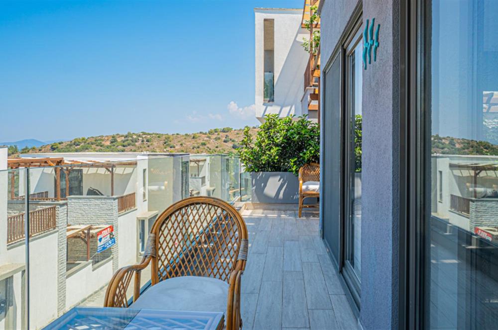 CENTURY 21'DEN ADABÜKÜ HOUSE RESIDENCE SATILIK 3+1 EŞYALI VİLLA