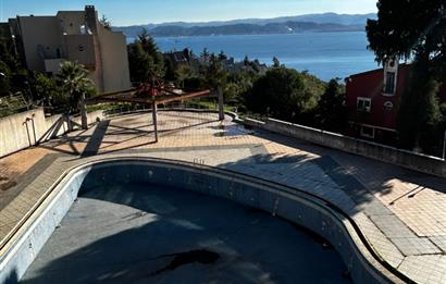 DARICA'DA HARİKA DENİZ MANZARALI,TERASLI,AÇIK YÜZME HAVUZLU BİNA