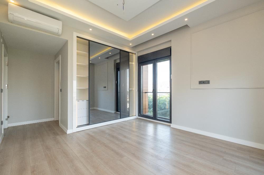 DRAGOS'TA 5+2 VE SPOR SALONLU ÖZEL HAVUZLU BAHÇELİ MÜSTAKİL VİLLA