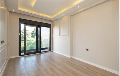 DRAGOS'TA 5+2 VE SPOR SALONLU ÖZEL HAVUZLU BAHÇELİ MÜSTAKİL VİLLA