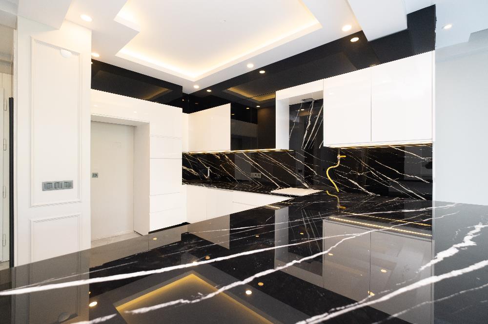 DRAGOS'TA 5+2 VE SPOR SALONLU ÖZEL HAVUZLU BAHÇELİ MÜSTAKİL VİLLA