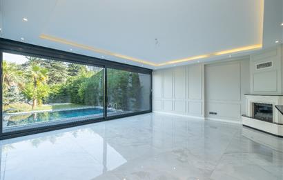 DRAGOS'TA 5+2 VE SPOR SALONLU ÖZEL HAVUZLU BAHÇELİ MÜSTAKİL VİLLA