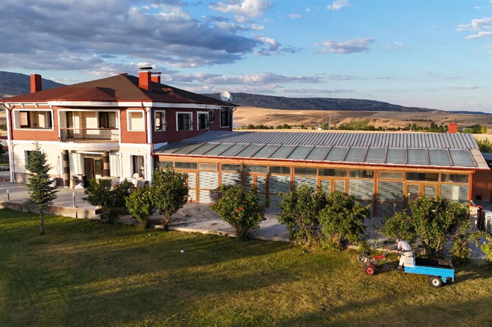 ELMADAĞ İLÇESİNDE 20.000 m2 BESİ ÇİFTLİĞİ