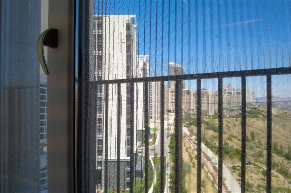 AİLELER İÇİN İDEAL! KUMSALLI, ÇOCUK HAVUZLU SİTE'DE GENİŞ 3.5+1 SATILIK DAİRE