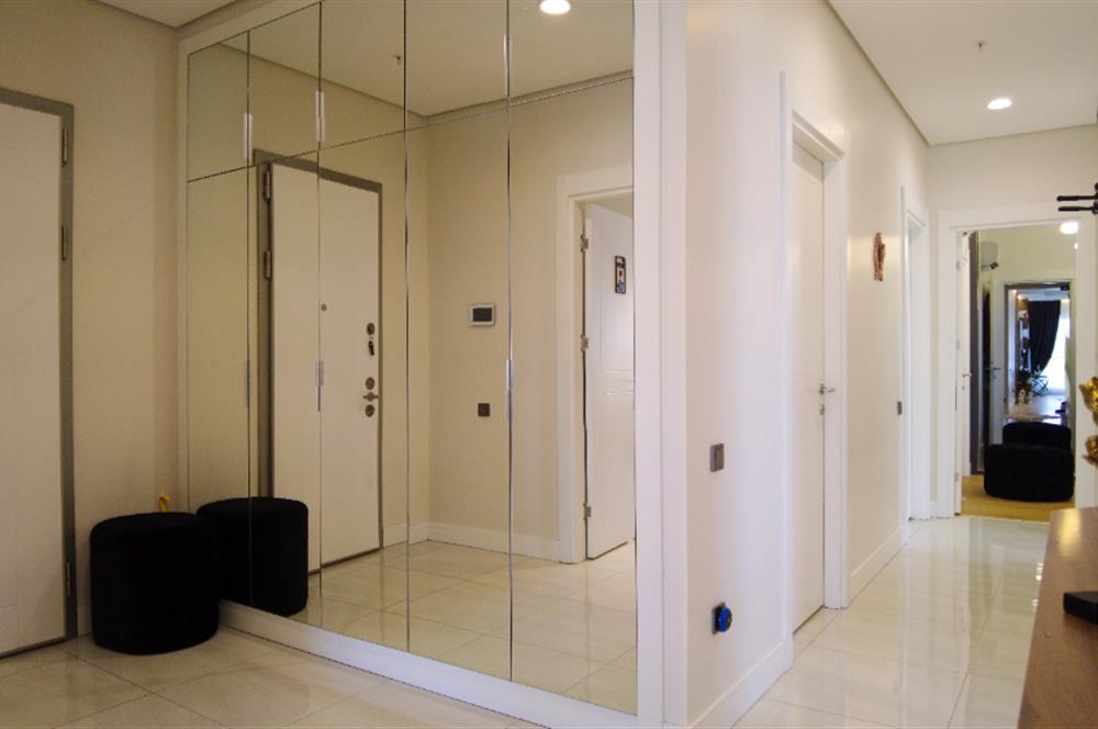 AİLELER İÇİN İDEAL! KUMSALLI, ÇOCUK HAVUZLU SİTE'DE GENİŞ 3.5+1 SATILIK DAİRE