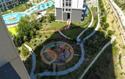AİLELER İÇİN İDEAL! KUMSALLI, ÇOCUK HAVUZLU SİTE'DE GENİŞ 3.5+1 SATILIK DAİRE