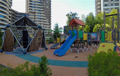 AİLELER İÇİN İDEAL! KUMSALLI, ÇOCUK HAVUZLU SİTE'DE GENİŞ 3.5+1 SATILIK DAİRE