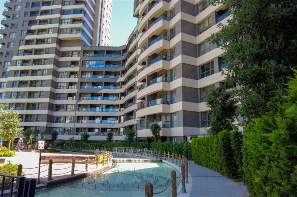 AİLELER İÇİN İDEAL! KUMSALLI, ÇOCUK HAVUZLU SİTE'DE GENİŞ 3.5+1 SATILIK DAİRE