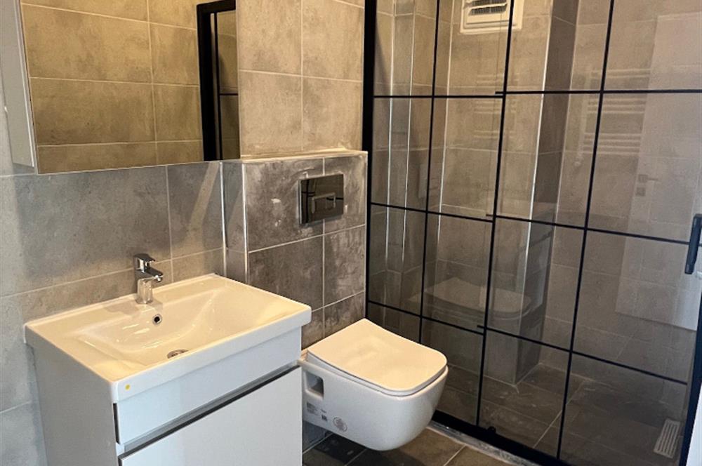 ÇEKMEKÖY TAŞDELEN'DE METROYA 500 METRE SATILIK 2+1 DAİRE