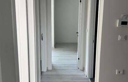 ÇEKMEKÖY TAŞDELEN'DE KAPALI MUTFAKLI SATILIK 2+1 DAİRE