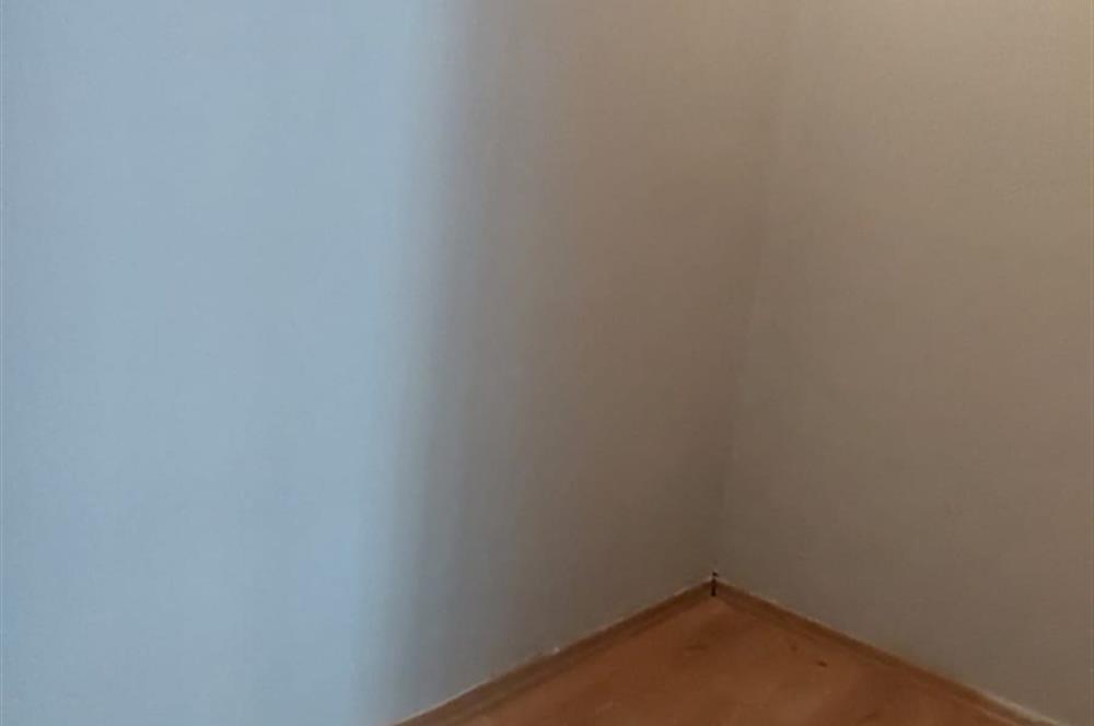 Fikri Altay Mah. Geniş 2+1 Kapalı Mutfak Önü Açık Kiralık Daire