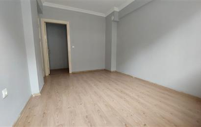 Fikri Altay Mah. Geniş 2+1 Kapalı Mutfak Önü Açık Kiralık Daire