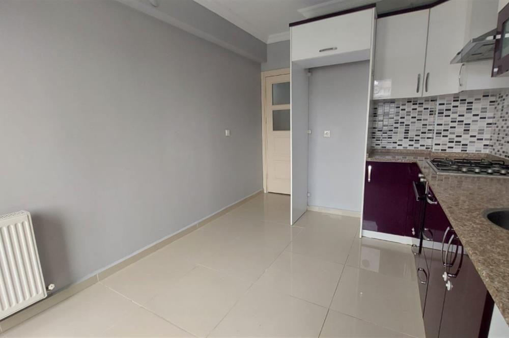 Fikri Altay Mah. Geniş 2+1 Kapalı Mutfak Önü Açık Kiralık Daire
