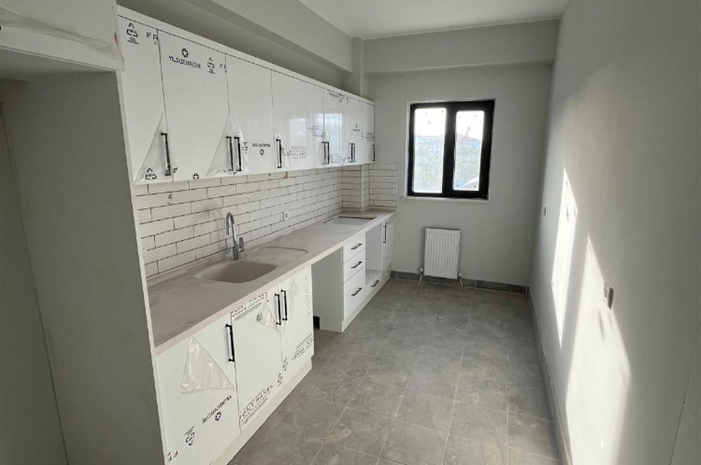 NOVADA AVM ARKASINDA ALKIN İŞ MERKEZİNDE PRESTİJLİ SATILIK OFİS