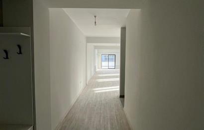 NOVADA AVM ARKASINDA ALKIN İŞ MERKEZİNDE PRESTİJLİ SATILIK OFİS