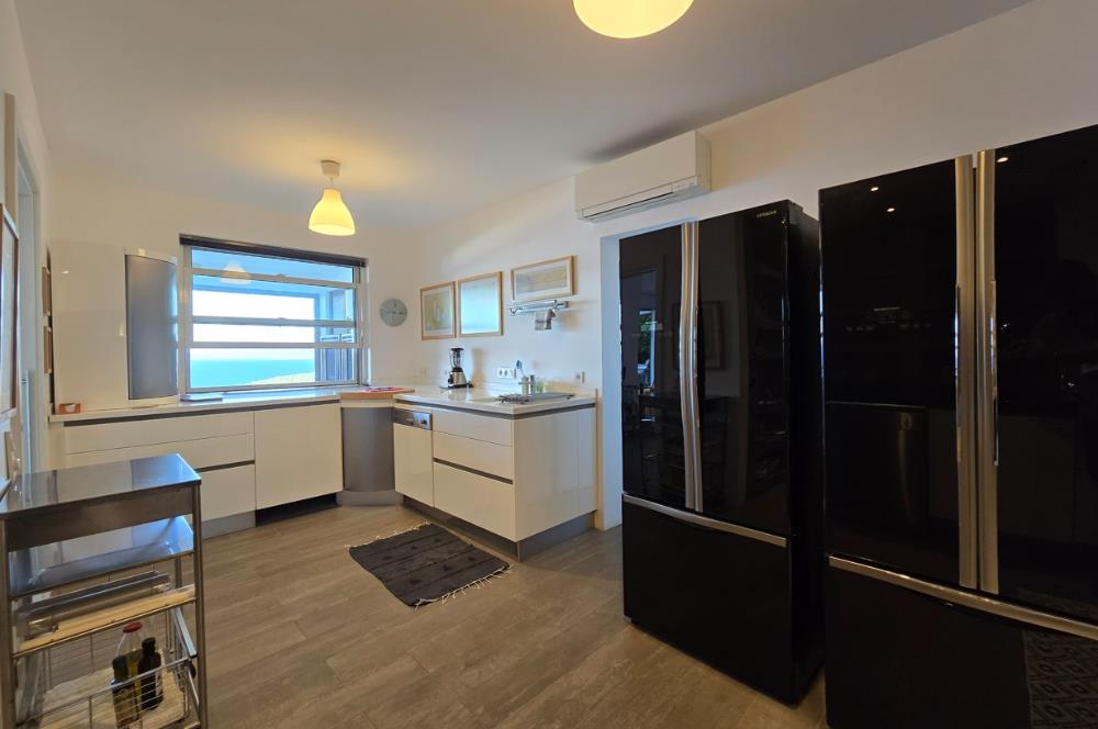 Bodrum Türkbükü Hebilkoy’da Prestijli Olivehill Sitesinde Eşsiz Deniz Manzaralı Satılık Dubleks