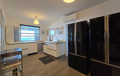 Bodrum Türkbükü Hebilkoy’da Prestijli Olivehill Sitesinde Eşsiz Deniz Manzaralı Satılık Dubleks