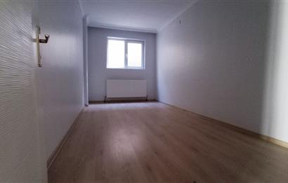 FERİDUNÇELİK CADDE ÜZERİ KAÇIRILMAYACAK FIRSAT DAİRE 3,5+1