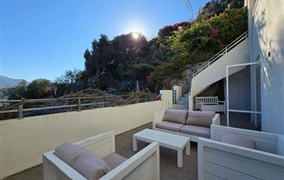 Bodrum Türkbükü Hebilkoy’da Prestijli Olivehill Sitesinde Eşsiz Deniz Manzaralı Satılık Dubleks