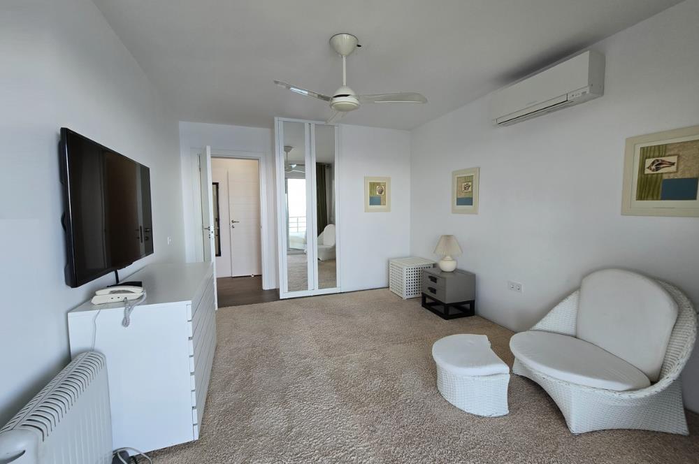 Bodrum Türkbükü Hebilkoy’da Prestijli Olivehill Sitesinde Eşsiz Deniz Manzaralı Satılık Dubleks