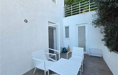 Bodrum Türkbükü Hebilkoy’da Prestijli Olivehill Sitesinde Eşsiz Deniz Manzaralı Satılık Dubleks