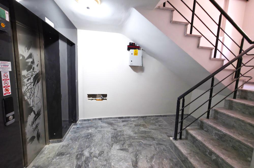 C21 Cius; Demirsubaşı Merkez Arakat Asansörlü Sıfır Satılık 2+1 Daire