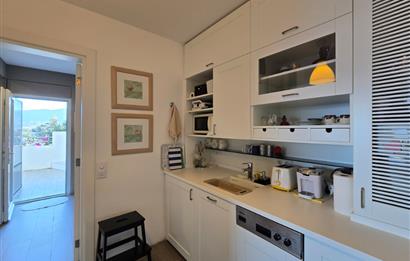 Bodrum Türkbükü Hebilkoy’da Prestijli Olivehill Sitesinde Eşsiz Deniz Manzaralı Satılık Dubleks