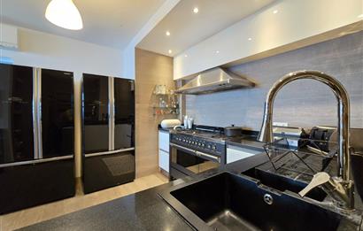 Bodrum Türkbükü Hebilkoy’da Prestijli Olivehill Sitesinde Eşsiz Deniz Manzaralı Satılık Dubleks