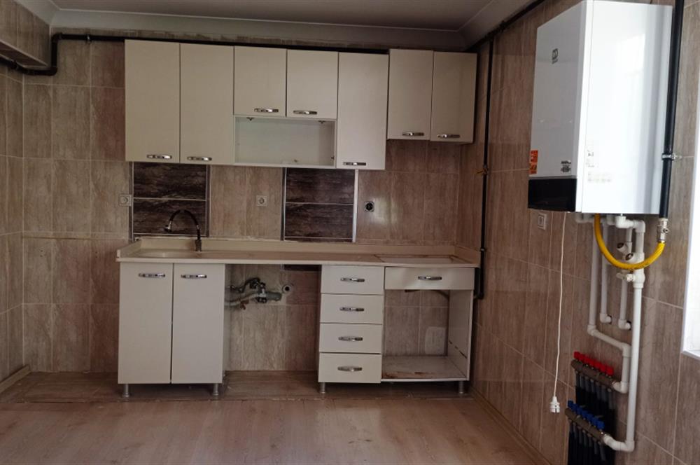 FERİDUNÇELİK CADDE ÜZERİ KAÇIRILMAYACAK FIRSAT DAİRE 3,5+1