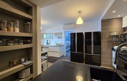 Bodrum Türkbükü Hebilkoy’da Prestijli Olivehill Sitesinde Eşsiz Deniz Manzaralı Satılık Dubleks