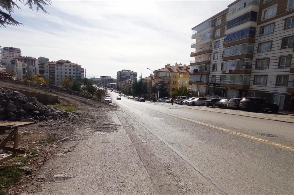 FERİDUNÇELİK CADDE ÜZERİ KAÇIRILMAYACAK FIRSAT DAİRE 3,5+1