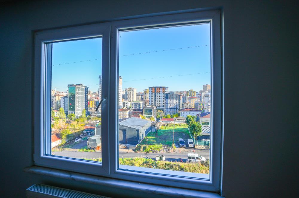 Şerifali Be-Sa Konutlarında Fırsat 4+1 130M2 Net Satılık Daire