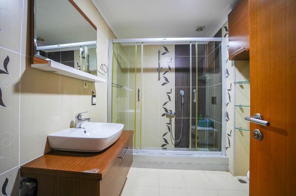 Şerifali Be-Sa Konutlarında Fırsat 4+1 130M2 Net Satılık Daire