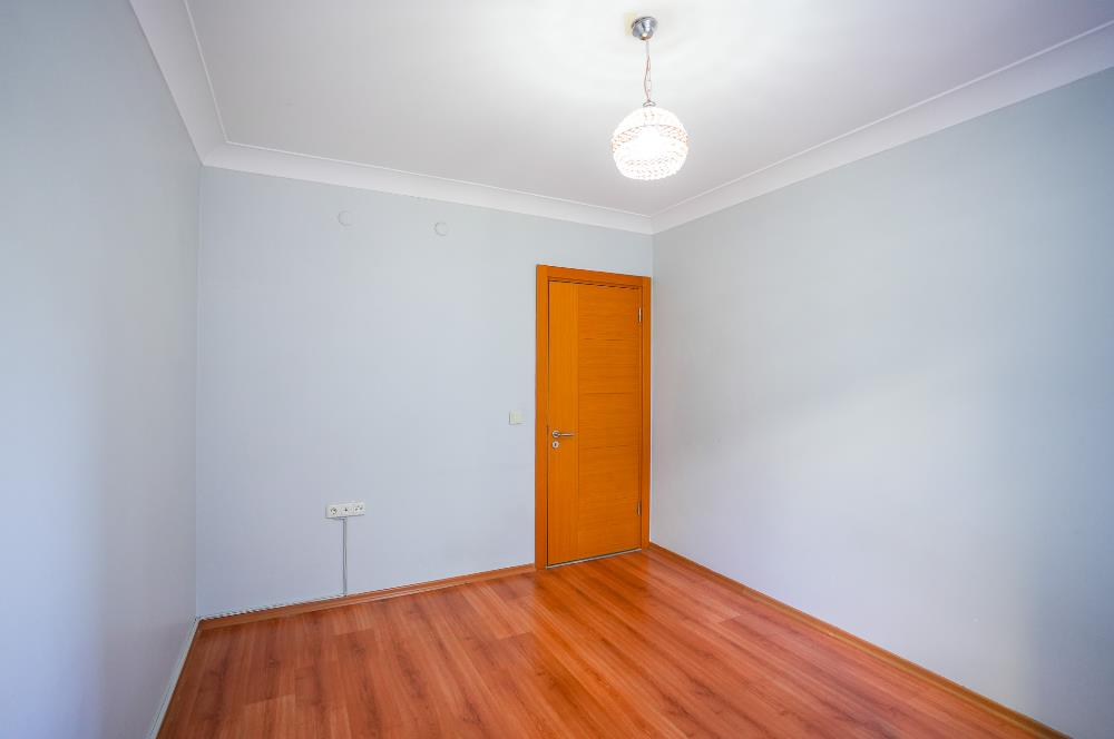 Şerifali Be-Sa Konutlarında Fırsat 4+1 130M2 Net Satılık Daire