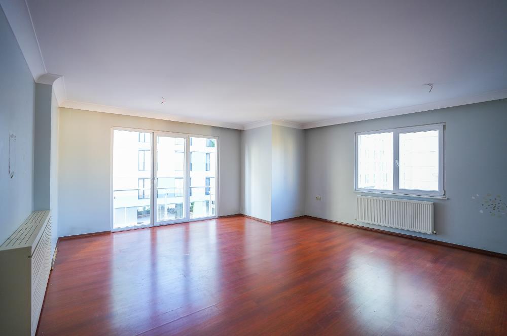 Şerifali Be-Sa Konutlarında Fırsat 4+1 130M2 Net Satılık Daire