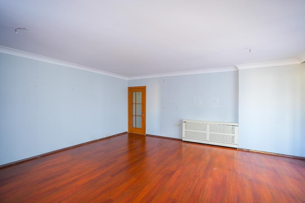 Şerifali Be-Sa Konutlarında Fırsat 4+1 130M2 Net Satılık Daire