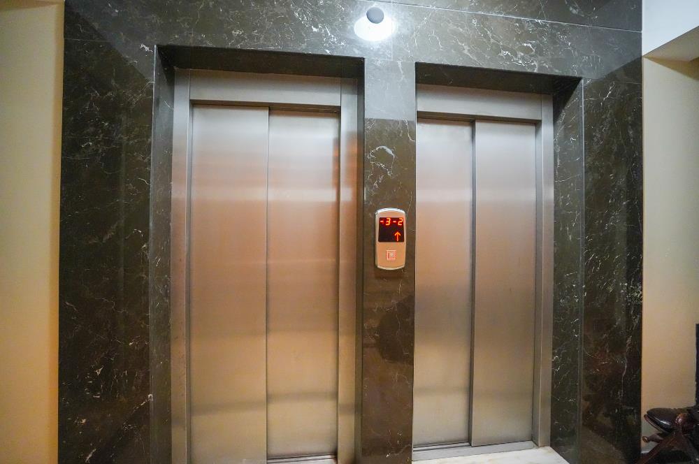 Şerifali Be-Sa Konutlarında Fırsat 4+1 130M2 Net Satılık Daire