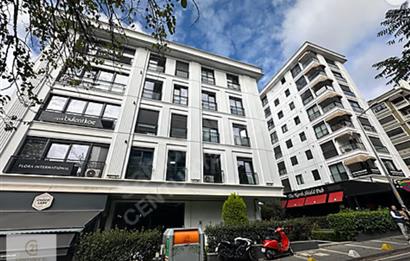CADDEBOSTAN'DA BAĞDAT CADDESİNE 2. BİNA EŞYALI 3+1 LÜX DAİRE