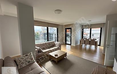 CADDEBOSTAN'DA BAĞDAT CADDESİNE 2. BİNA EŞYALI 3+1 LÜX DAİRE