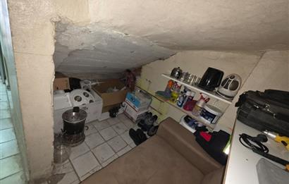 C21 Cius; Gemlik Asım Kocabıyık Camii Karşısı Satılık Dükkan