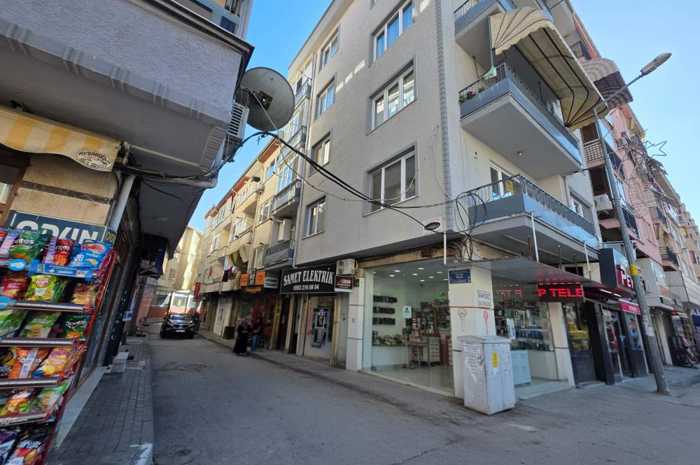 C21 Cius; Gemlik Asım Kocabıyık Camii Karşısı Satılık Dükkan