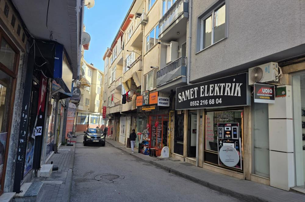 C21 Cius; Gemlik Asım Kocabıyık Camii Karşısı Satılık Dükkan