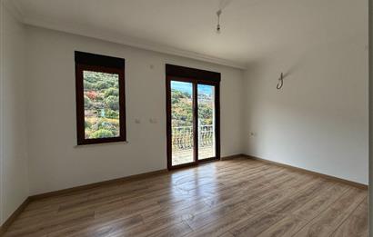                  Datça Merkez'de Önü Kapanmaz Muhteşem Deniz Manzaralı 3 Balkonlu 2+1 Ferah Daire