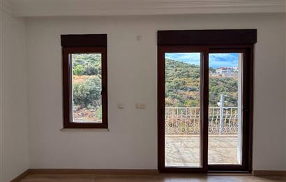                  Datça Merkez'de Önü Kapanmaz Muhteşem Deniz Manzaralı 3 Balkonlu 2+1 Ferah Daire