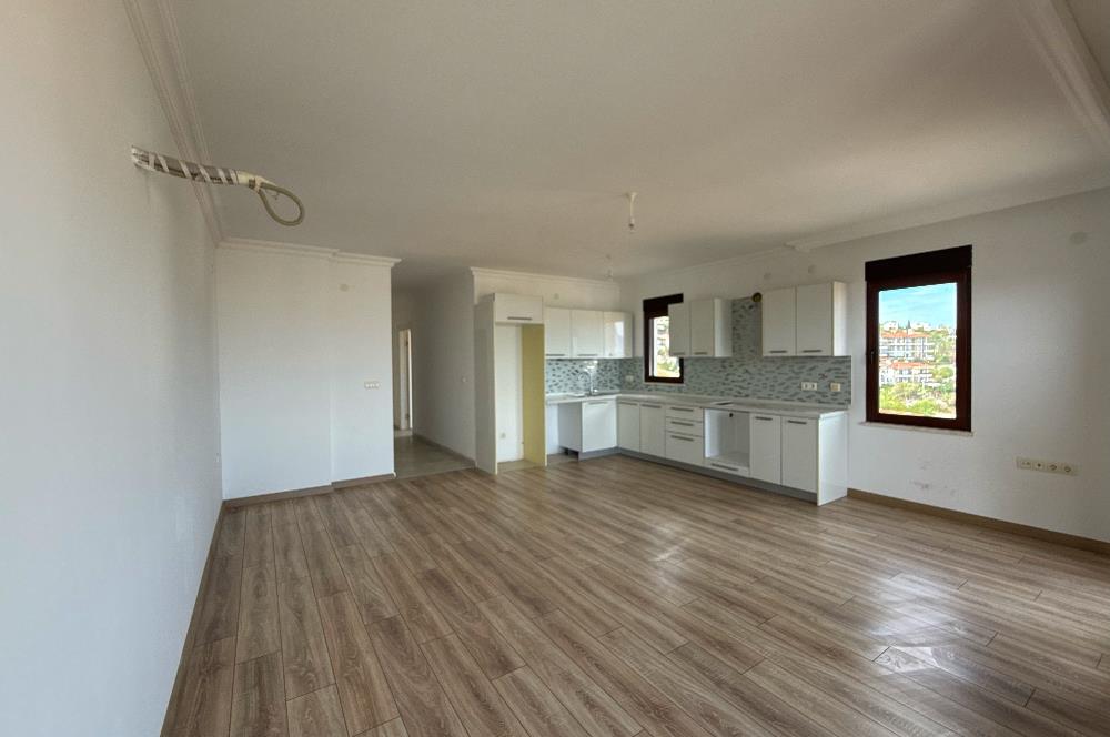                  Datça Merkez'de Önü Kapanmaz Muhteşem Deniz Manzaralı 3 Balkonlu 2+1 Ferah Daire