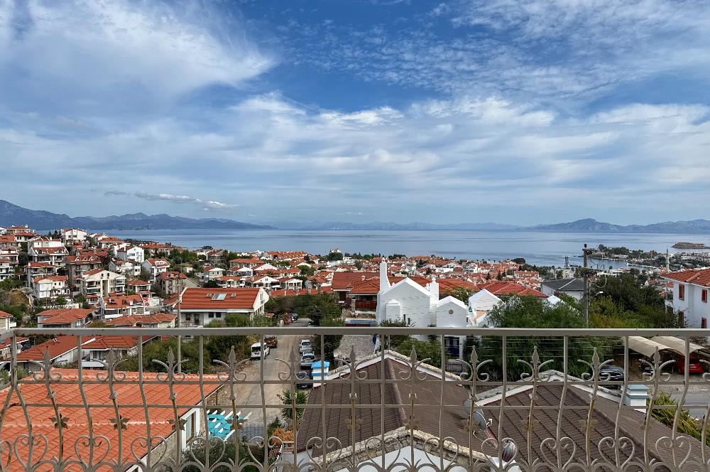                  Datça Merkez'de Önü Kapanmaz Muhteşem Deniz Manzaralı 3 Balkonlu 2+1 Ferah Daire